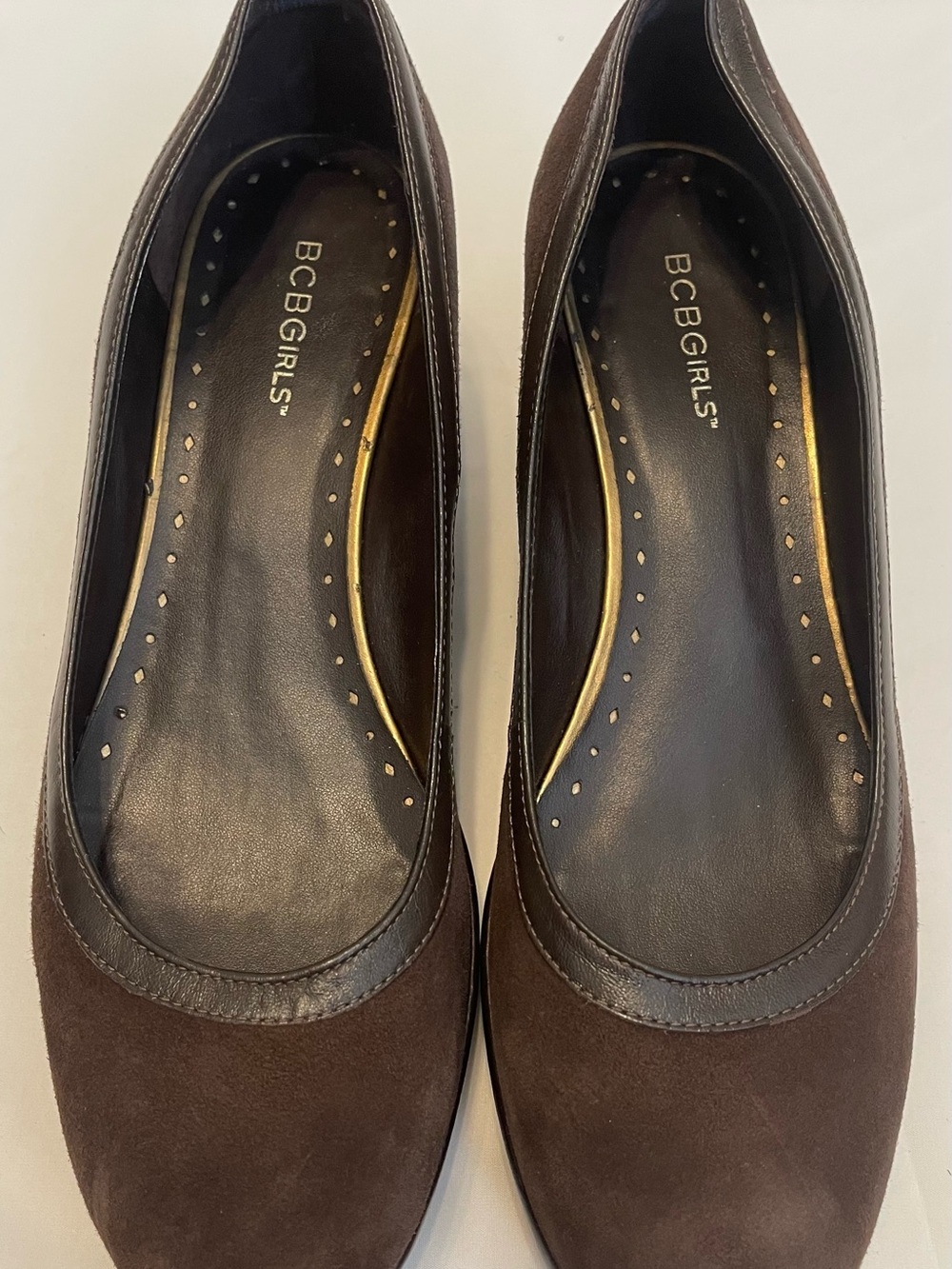 BCBGIRLS Brown Suede Platform Wedge Pumps Size 11